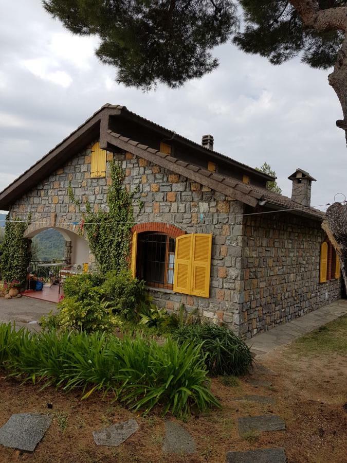 Casa Lavanda Cisano sul Neva Exterior foto